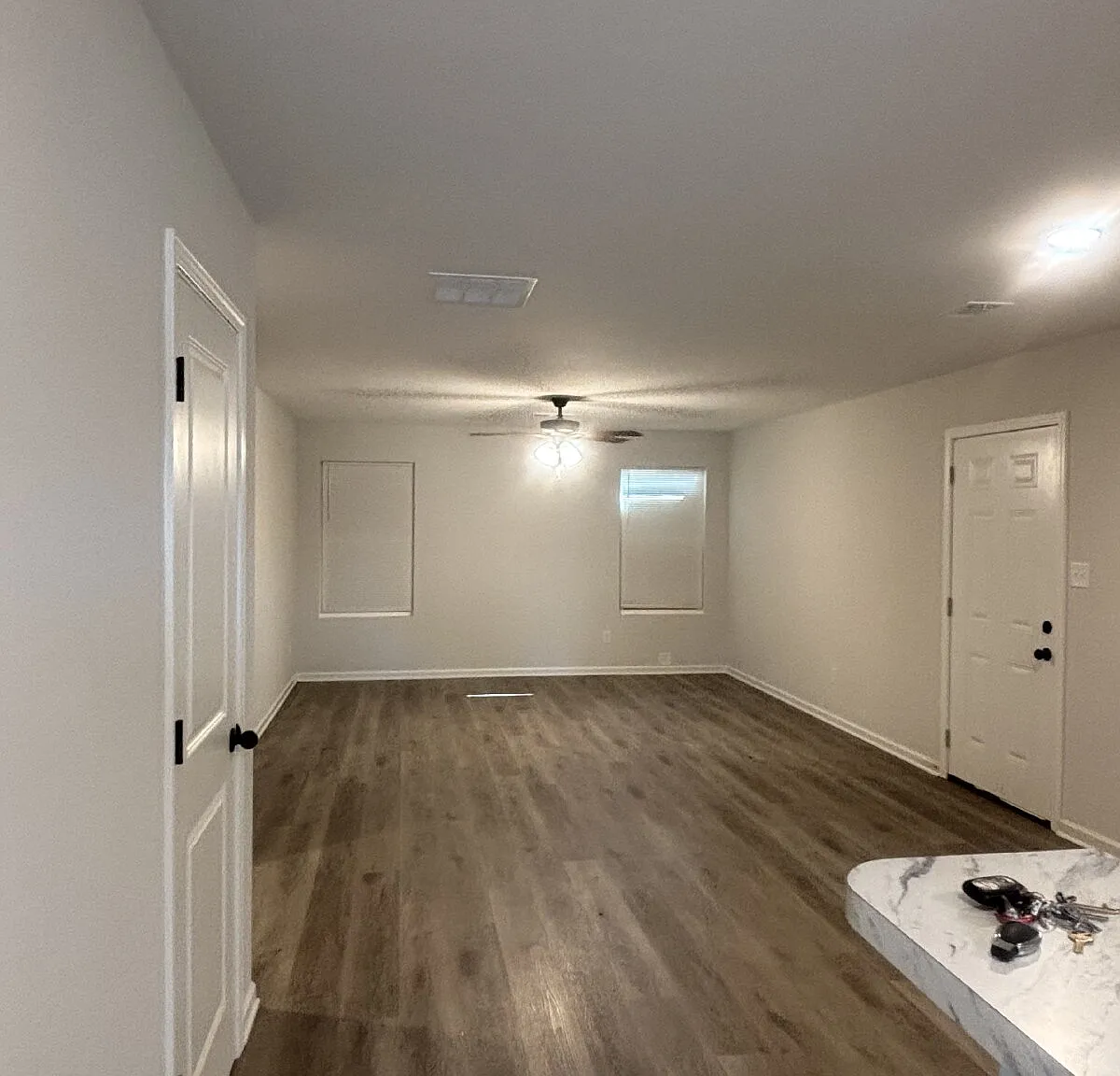 4 bed, 2.0 bath, 1250 sqft, $1,650 — Photo 2