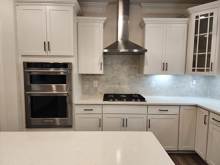 9282 Vecchio Dr — Photo 31