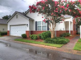 522 Windcroft Cir NW, Acworth, GA 30101