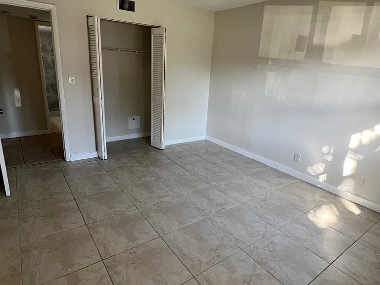 3111 Oakland Shores Dr #F109 — Photo 22