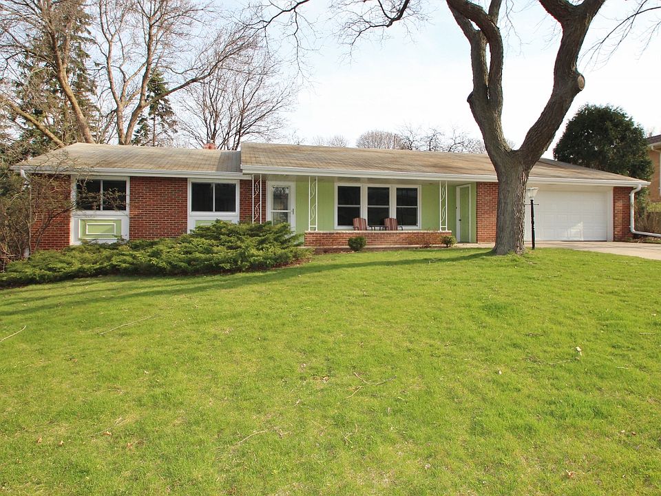 1st image of 2225 Jamesford Ave