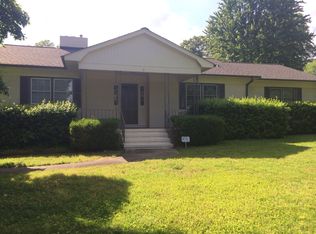 3634 Barclay Downs Dr, Charlotte, NC 28209