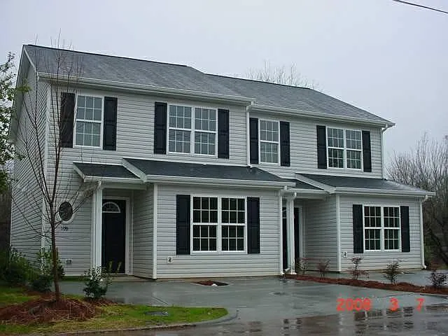 Building Photo 3
