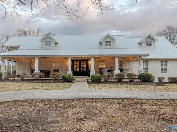 428 Highland St, Hamilton, AL 35570