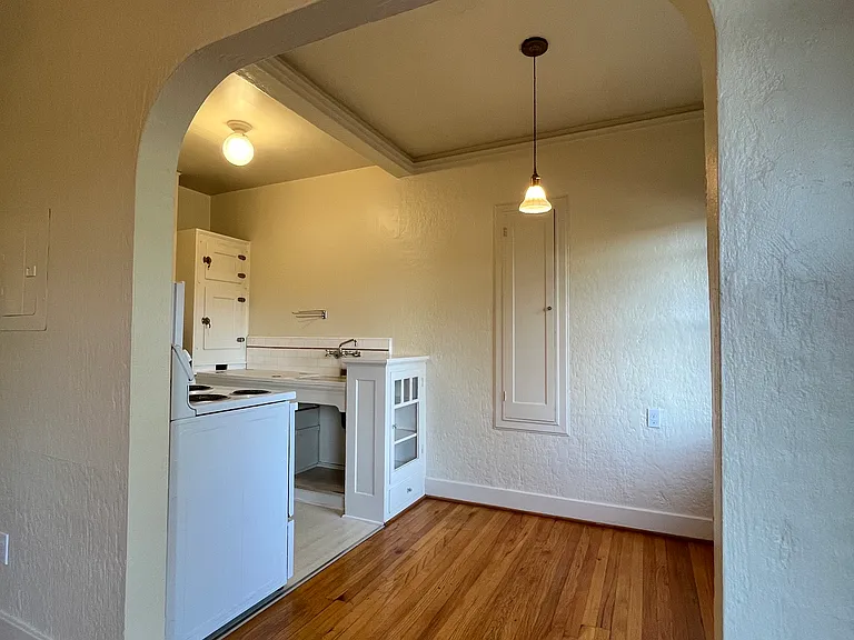 816 SE 29th Ave #303 — Photo 6