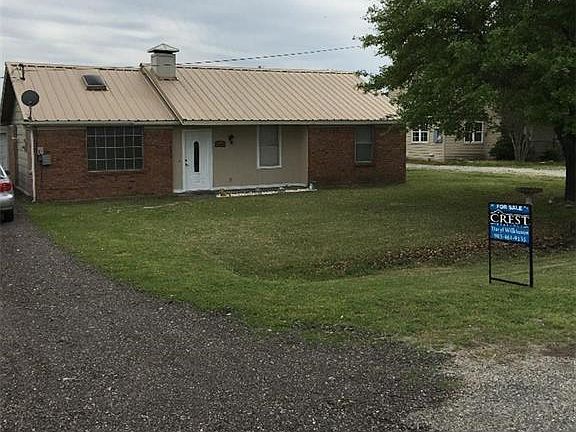 2nd image of 506 Green Cir