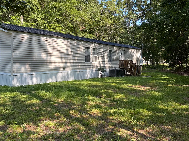 1102 Mockingbird Ln — Photo 10