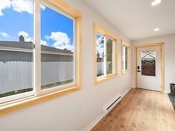 4th image of 607 24th St