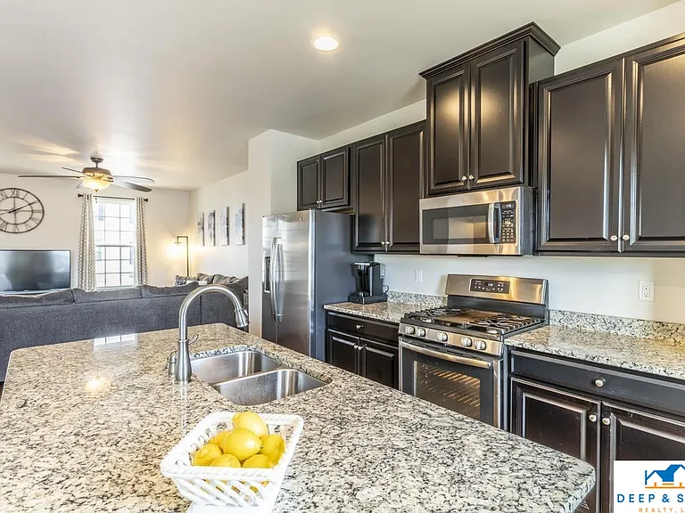 2033 Elm Tree Ct #1 — Photo 10