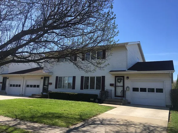 430 E Exchange St, Sycamore, IL 60178