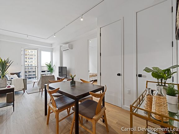 3rd image of 931 Carroll St #1231
