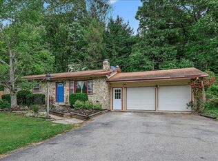 4 Vineyard Rd, Christiana, PA 17509