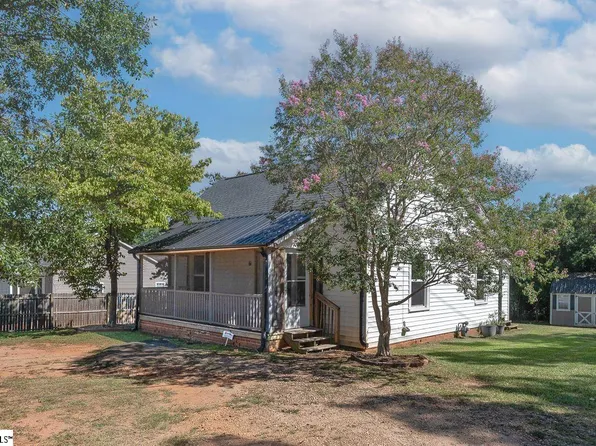 61 Orr St, Greenville, SC 29605