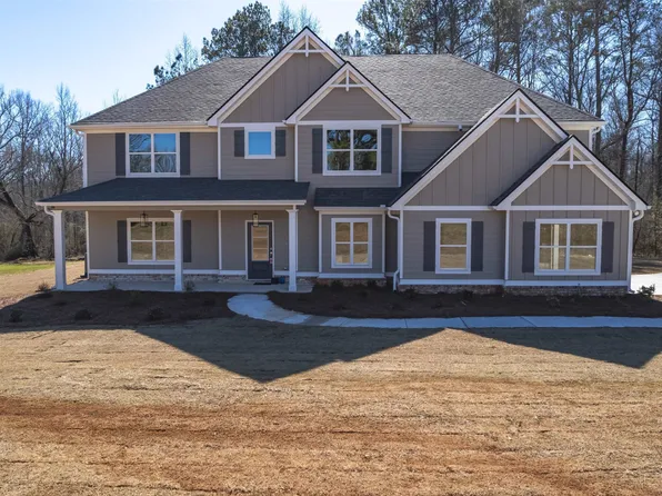106 Lake Point Dr, Williamson, GA 30292