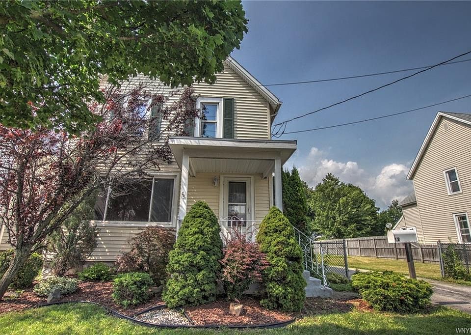1st image of 12 Newell Ave