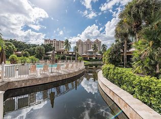6760 Pelican Bay Blvd APT 332, Naples, FL 34108