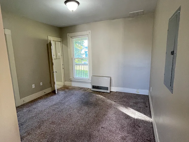 52 W Church St #2 — Photo 12