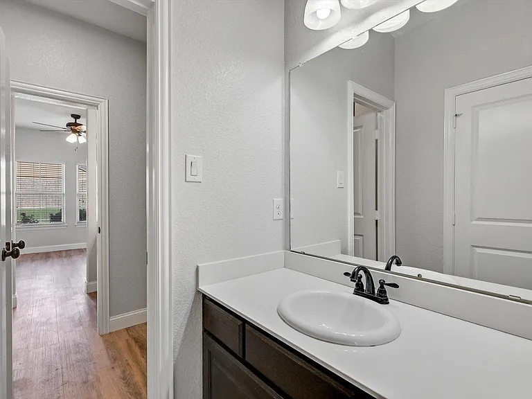 10416 Talus Dr — Photo 25