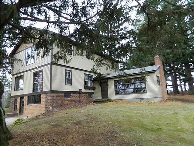 2nd image of N4476 100th St