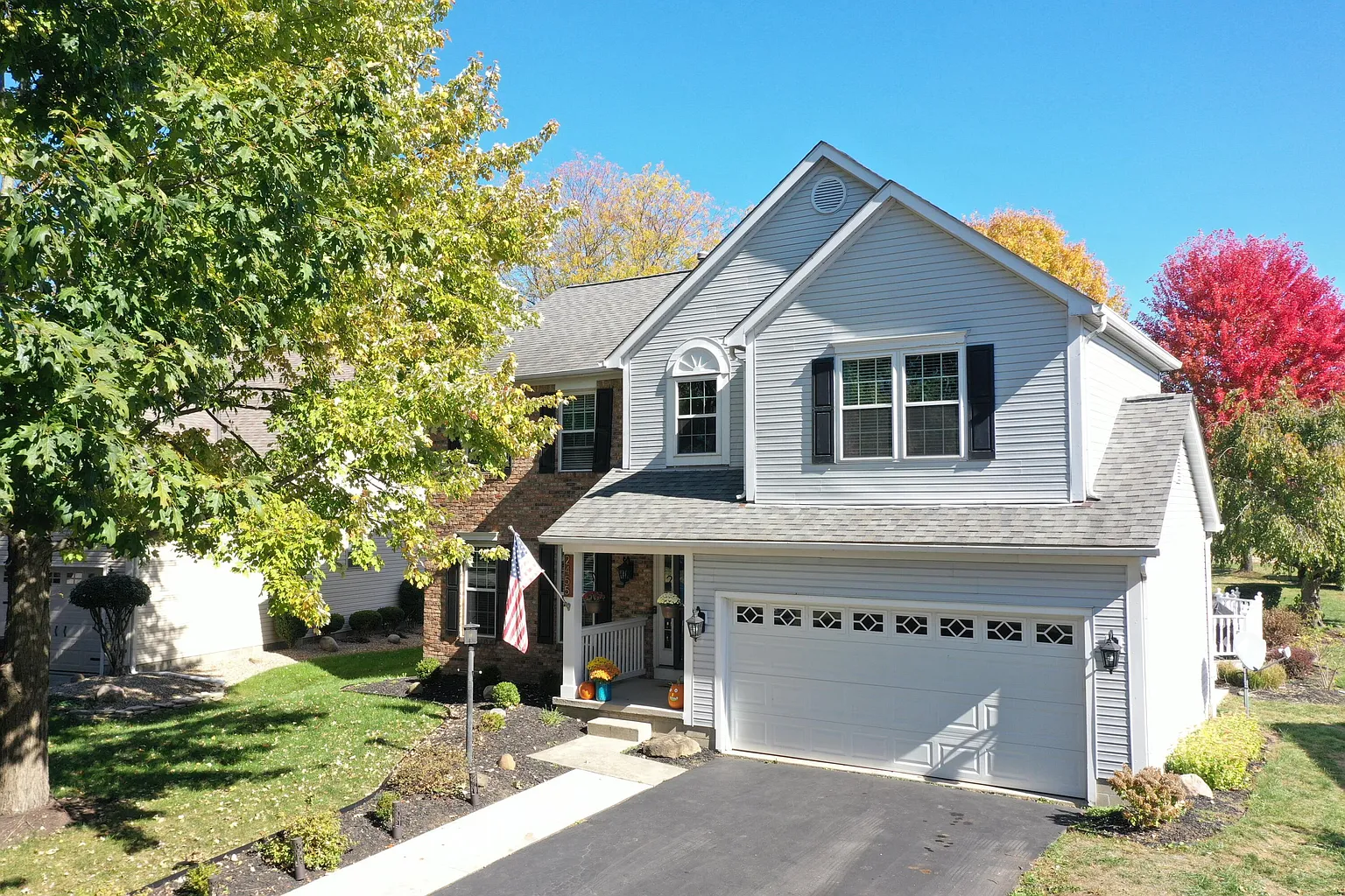 2455 Oakview Ln photo 1
