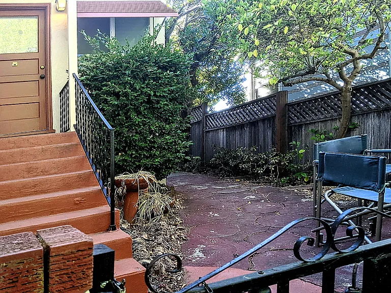 Daniels Ave — Photo 9