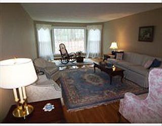 3rd image of 17 Garry Dr