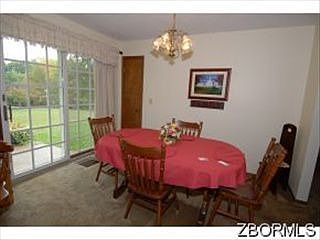 3rd image of 3811 Greengold Dr
