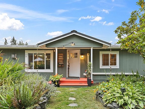 3rd image of 17018 84th Avenue Ct E