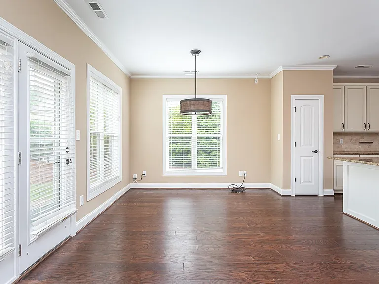 2123 Scarlet Maple Dr — Photo 21