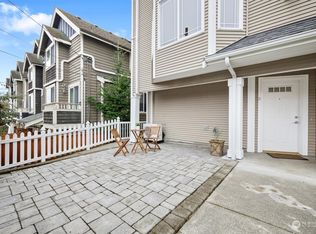6759 24th Ave NW APT D, Seattle, WA 98117