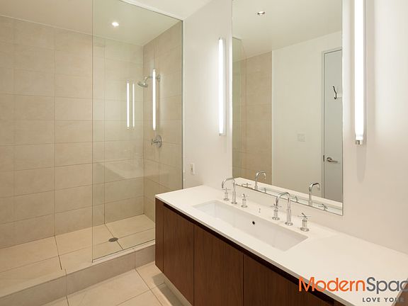 5th image of 1055 47th Ave APT 1D