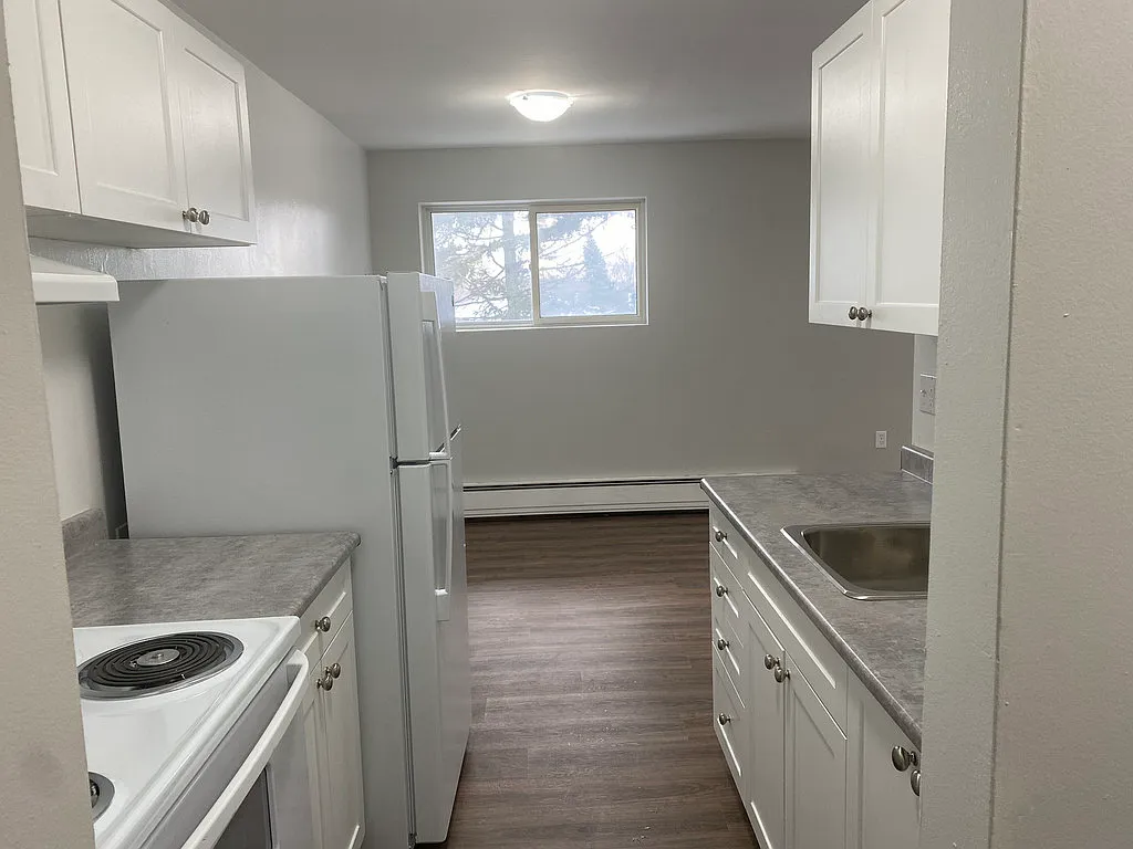 2 bed, $1,395 — Photo 2