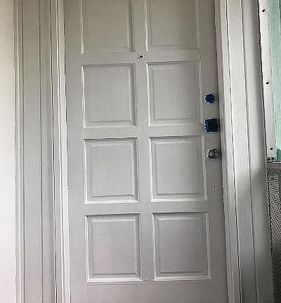 Screened front entry