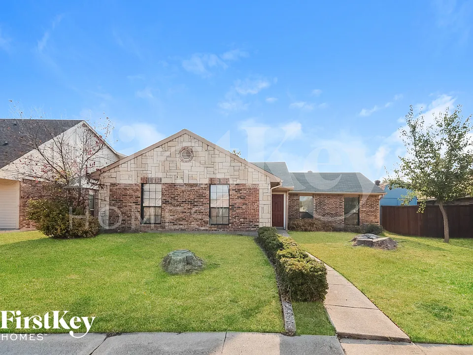 4614 Horizon Dr
