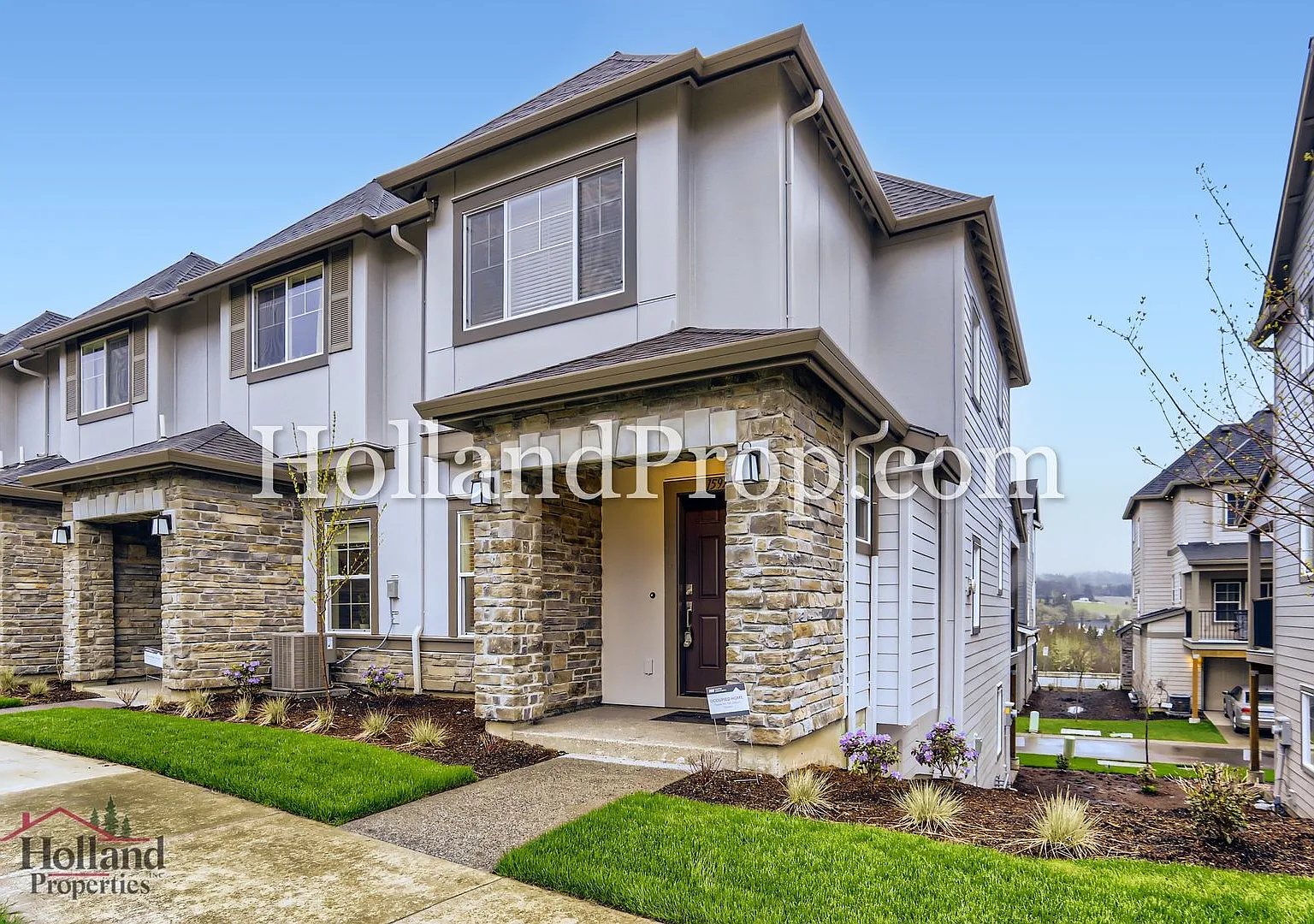 Gorgeous, Modern 2-Bedroom Home In North Bethany!! New Best Price $2,335 And Reduced Security Dep... — Photo 2