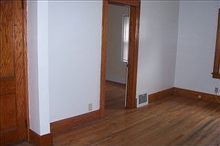 4th image of 4144 N 38th St