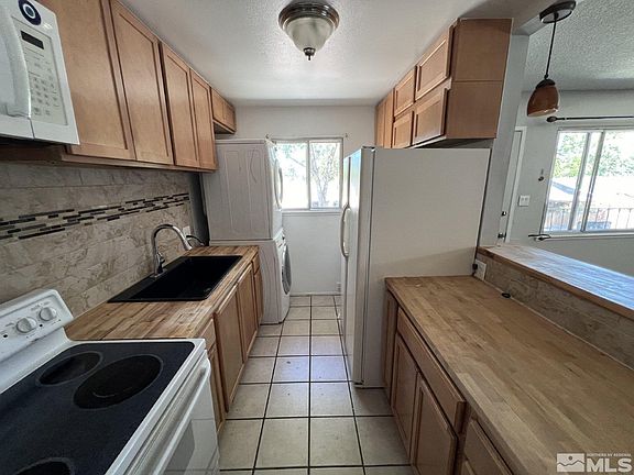 2nd image of 613 Pine Meadows Dr APT 4
