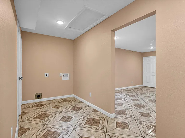 11207 Indian Trails Dr — Photo 23