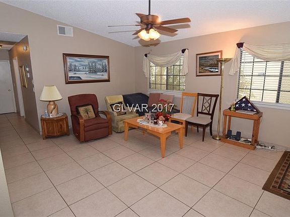 5th image of 1749 Yellow Rose St