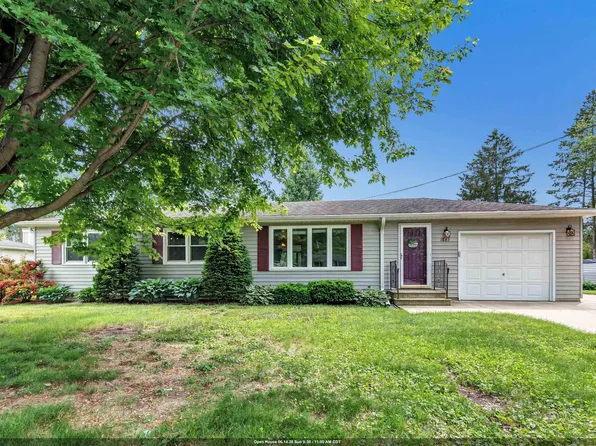 1863 Lenwood Ave, Green Bay, WI 54303