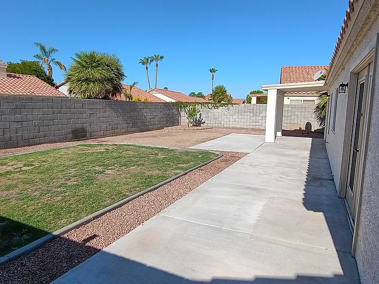 9155 W Michelle Dr — Photo 8