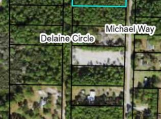118 Delaine Cir, Eastpoint, FL 32328