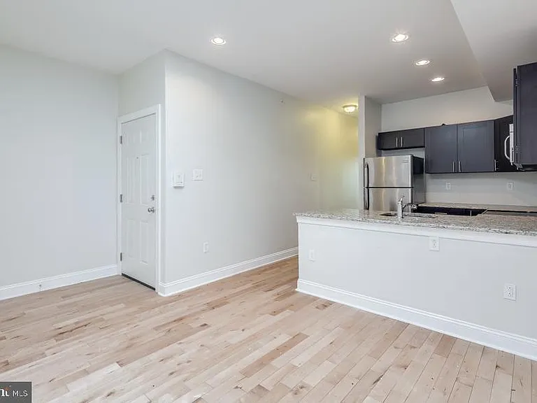 321 N Preston St #3 — Photo 3