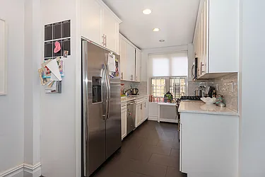 Rented by Rita S Citrin, LREB