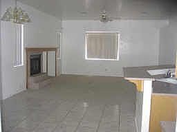 3rd image of 4807 N Litchfield Knl E