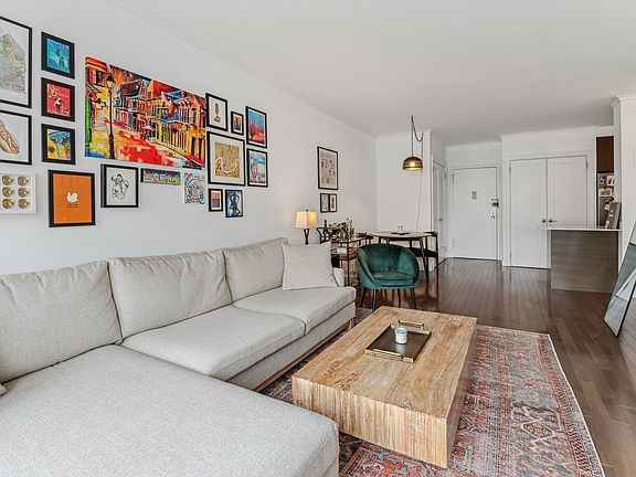 3rd image of 333 E 34th St Ph E