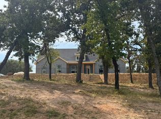 121 Oak Grove Way, Springtown, TX 76082