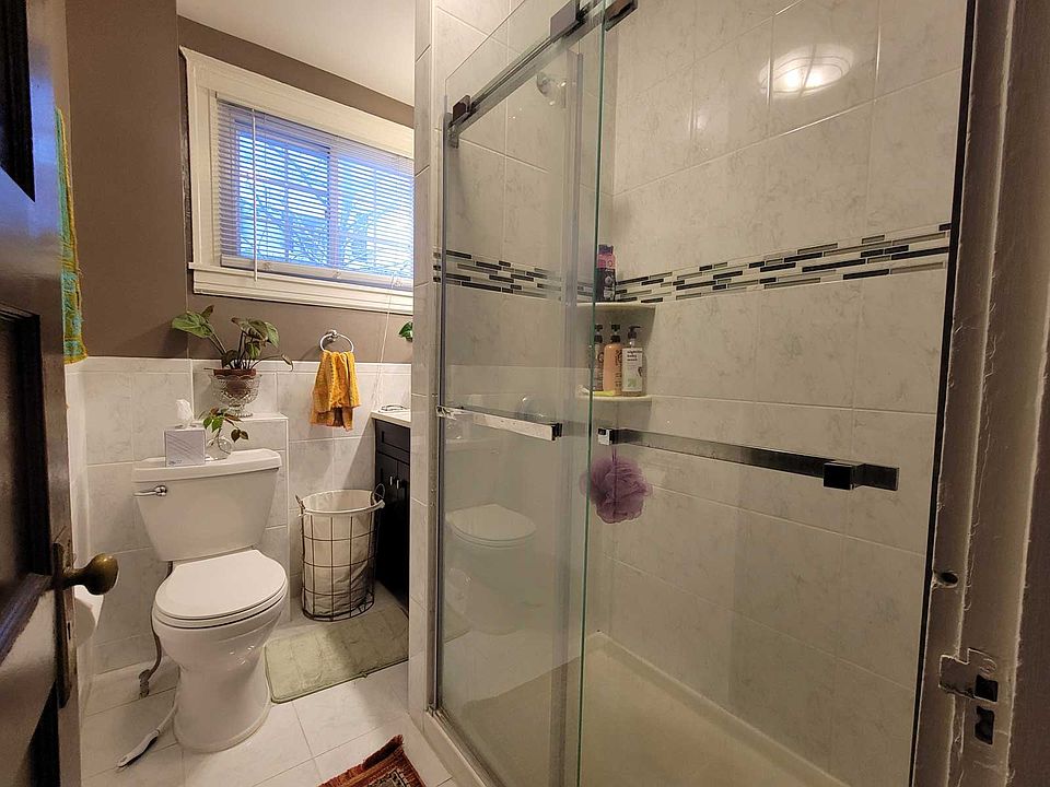 1st image of 312 E University Pkwy #2