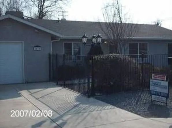 2528 E John St, Stockton, CA 95205