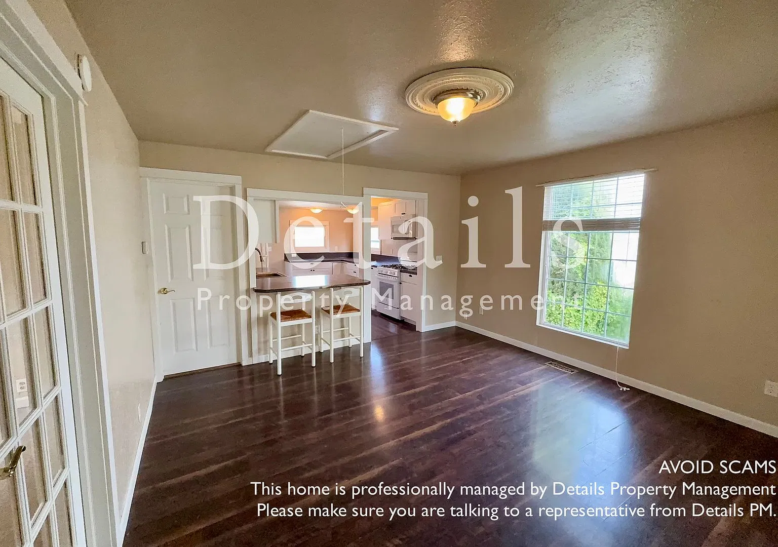 Charming 2BR 1 BA house near Bremerton ferry and PSNS. — Photo 3